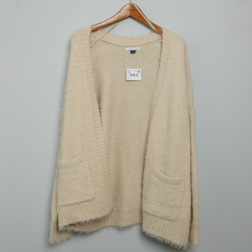 American Eagle open frot Cardigan size large (NWT)